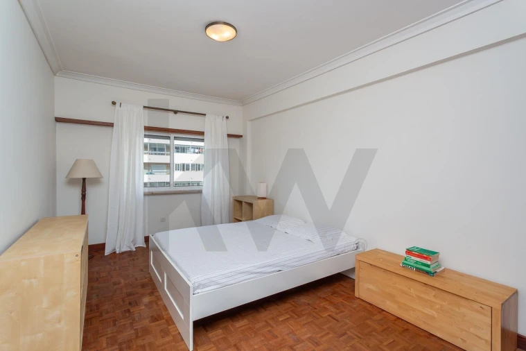 Apartamento T4 para Arrendamento em Moscavide e Portela Foto 13