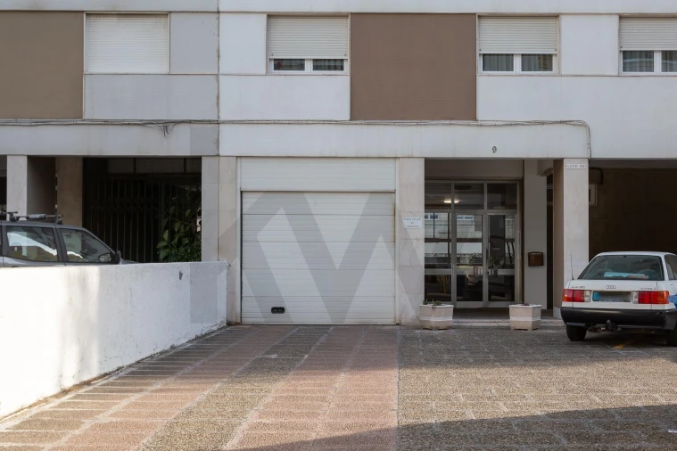 Apartamento T4 para Arrendamento em Moscavide e Portela Foto 28