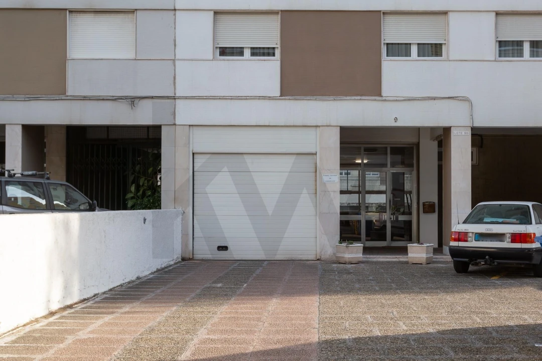 Apartamento T4 para Arrendamento em Moscavide e Portela Foto 28
