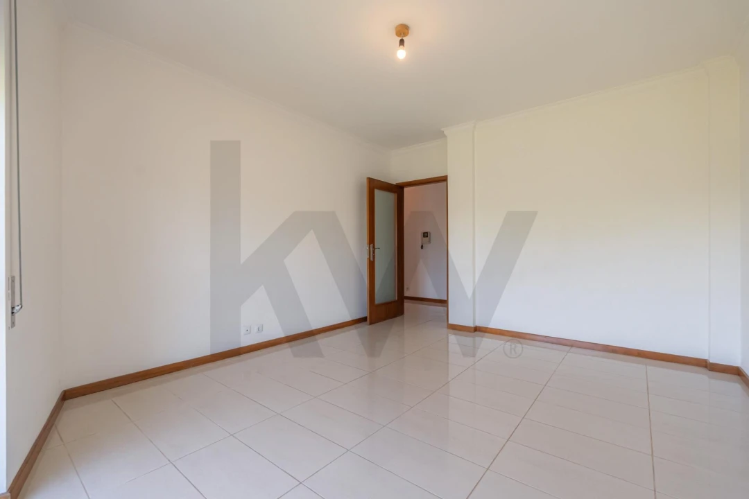 Apartamento T1 para Venda em Alfarelos Foto 5