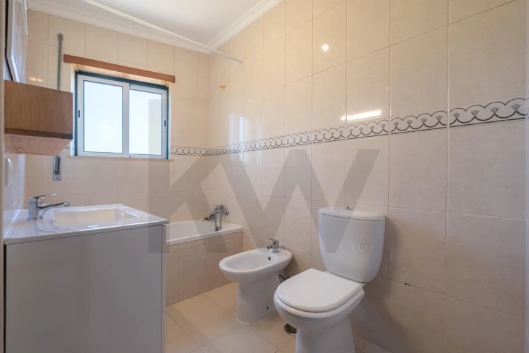 Apartamento T1 para Venda em Alfarelos Foto 12
