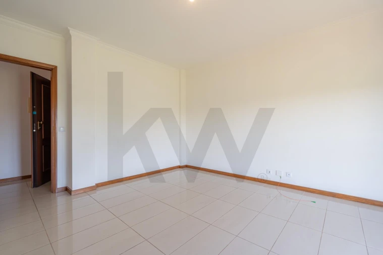 Apartamento T1 para Venda em Alfarelos Foto 6