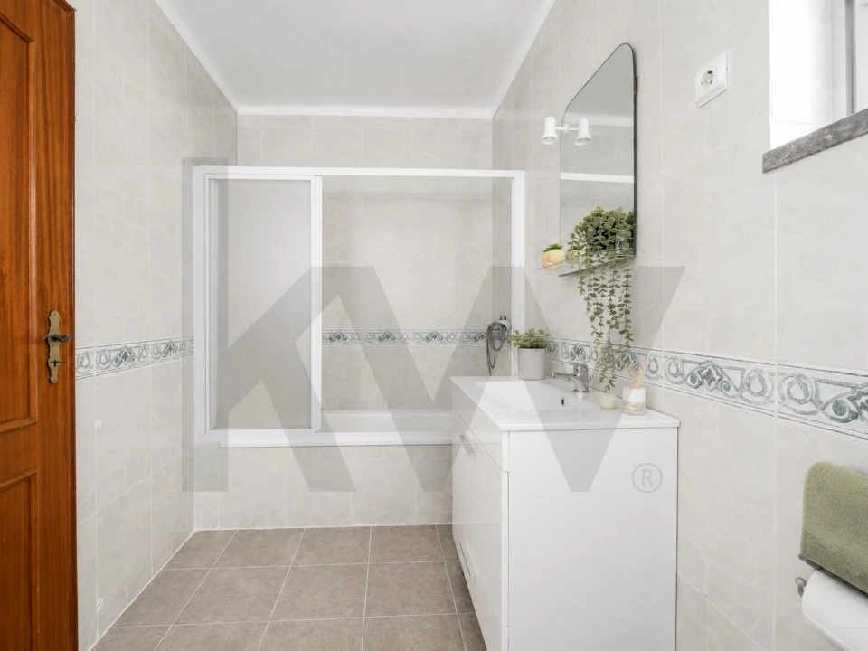 Apartamento T3 para Venda em Romeira e Várzea Foto 16