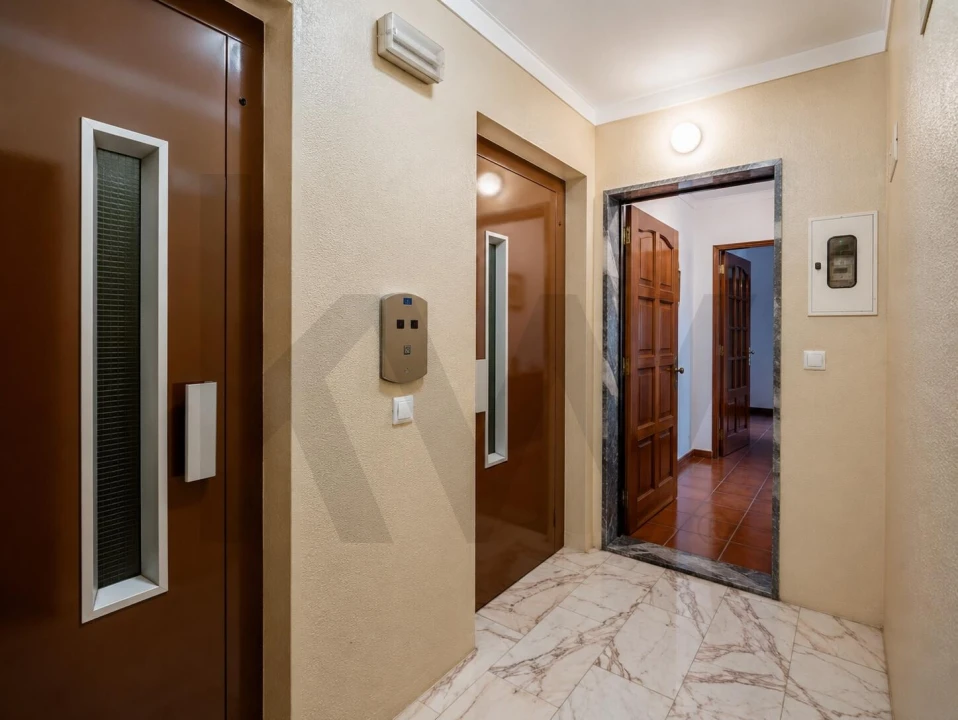 Apartamento T3 para Venda em Romeira e Várzea Foto 21