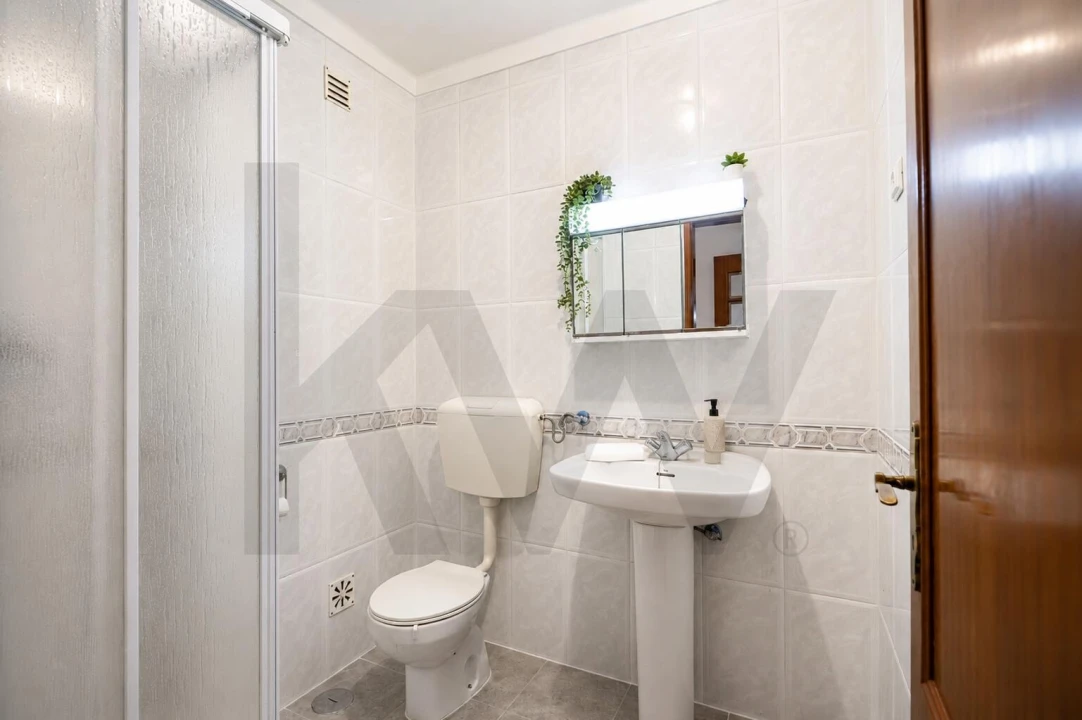 Apartamento T3 para Venda em Romeira e Várzea Foto 18