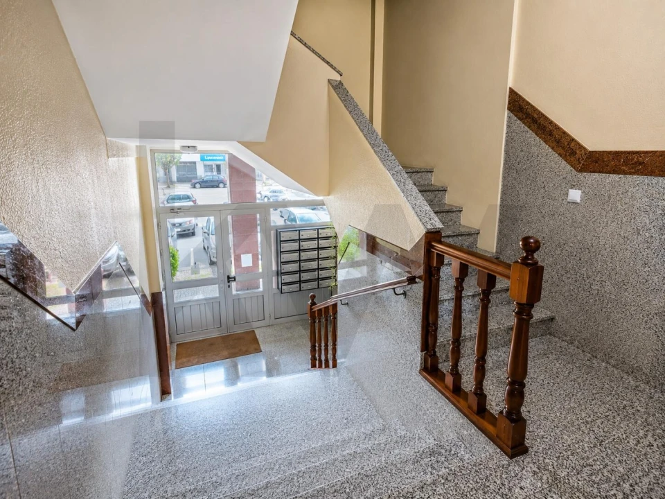 Apartamento T3 para Venda em Romeira e Várzea Foto 22