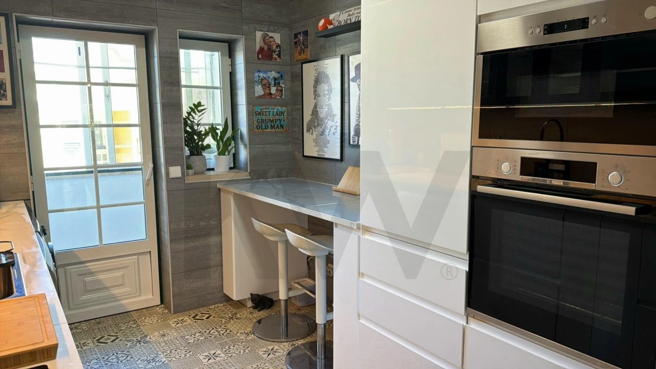 Apartamento T2 para Venda em Albufeira e Olhos de Água Foto 11