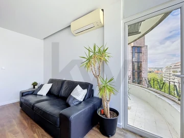 Apartamento T1 para Arrendamento em Avenidas Novas