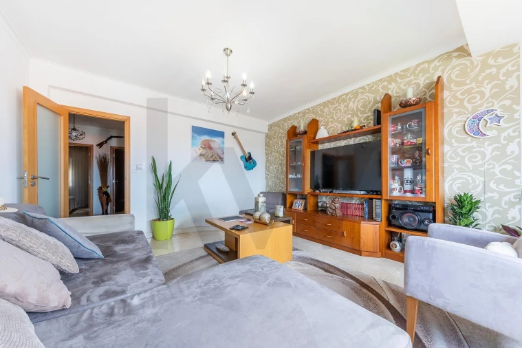 Apartamento T2 para Venda em Mina de Água Foto 5