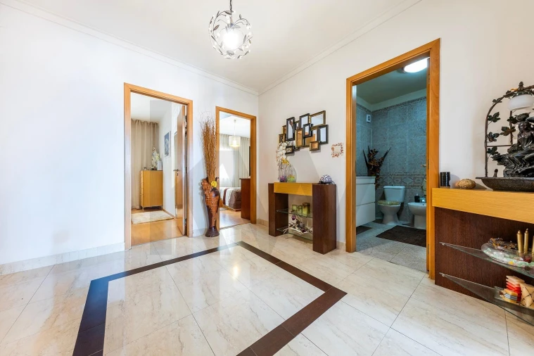 Apartamento T2 para Venda em Mina de Água Foto 11