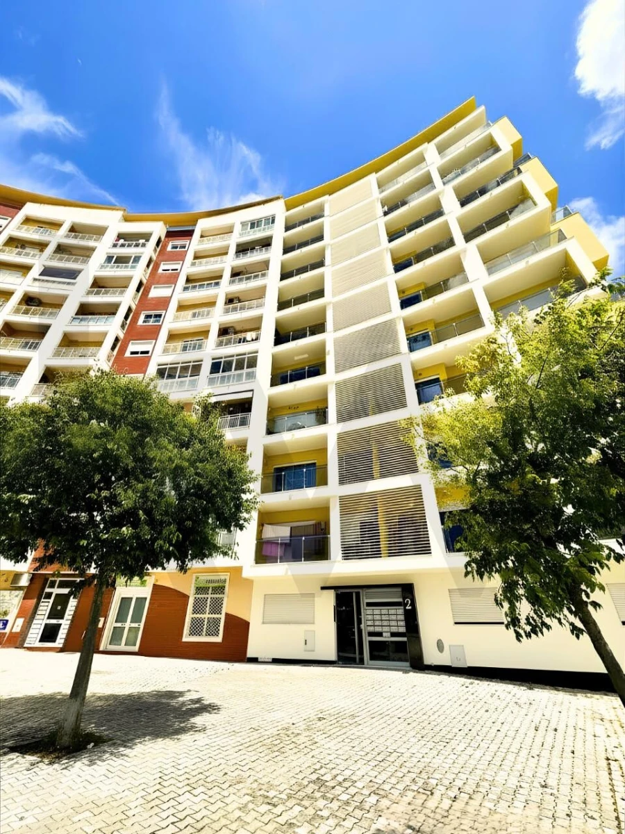 Apartamento T3 para Venda em Corroios Foto 5