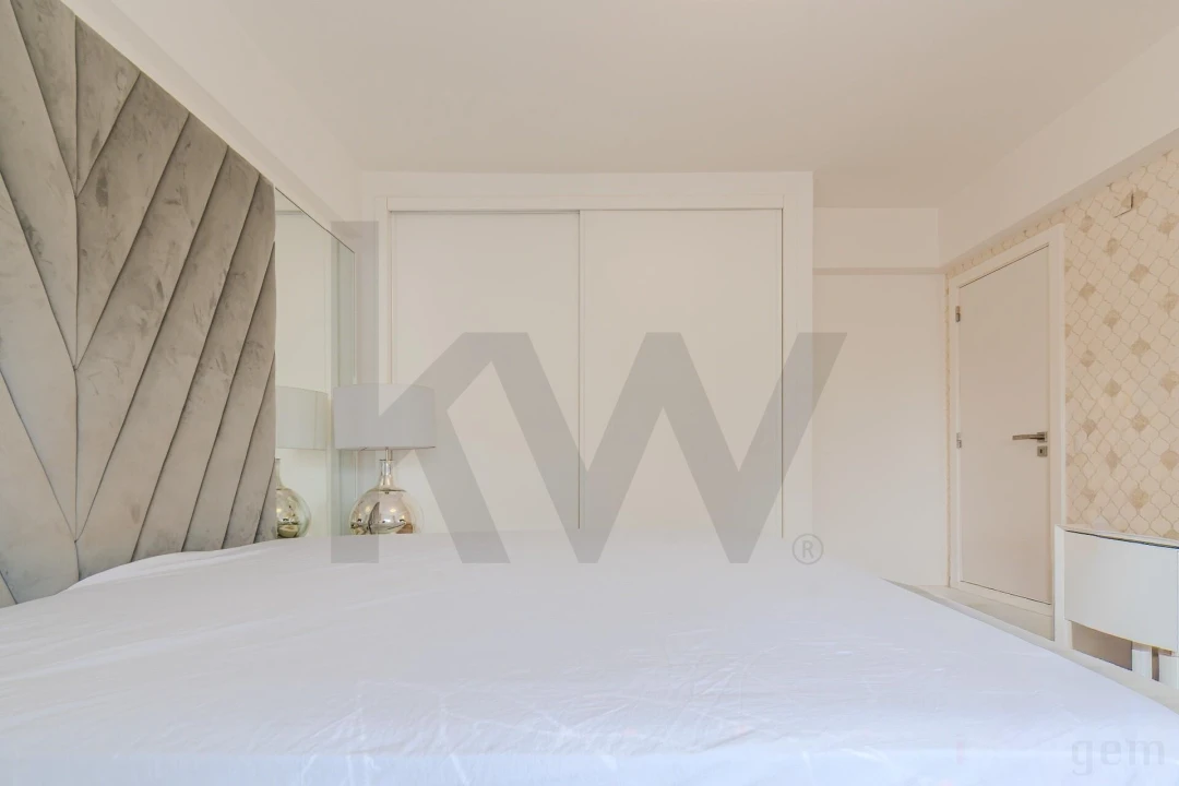 Apartamento T3 para Venda em Massamá e Monte Abraão Foto 27