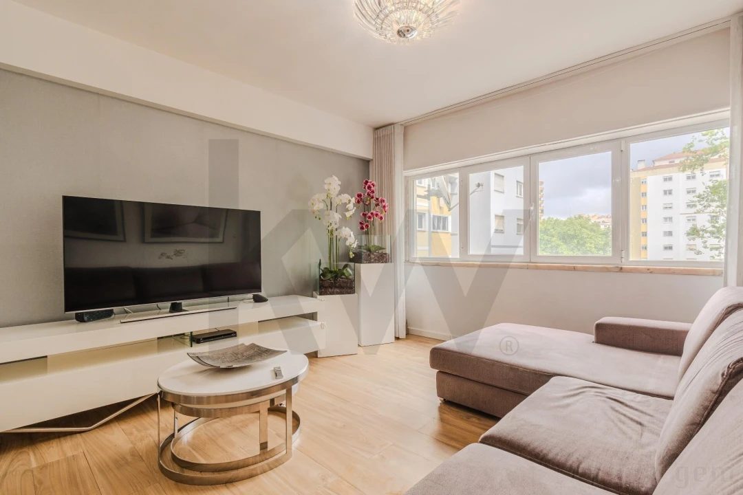 Apartamento T3 para Venda em Massamá e Monte Abraão Foto 9