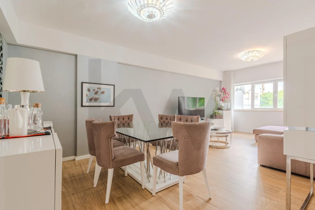Apartamento T3 para Venda em Massamá e Monte Abraão Foto 19
