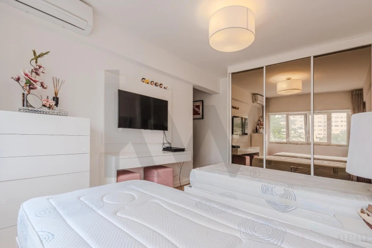 Apartamento T3 para Venda em Massamá e Monte Abraão Foto 39