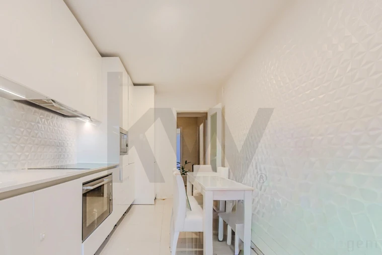 Apartamento T3 para Venda em Massamá e Monte Abraão Foto 5