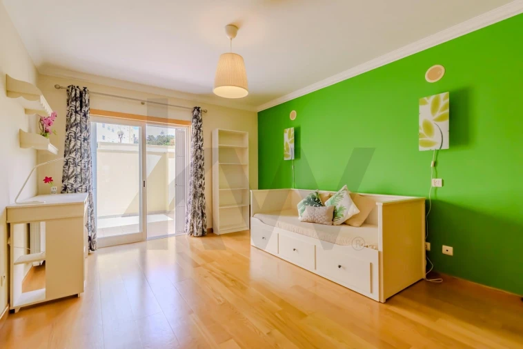 Apartamento T2 para Venda em Carcavelos e Parede Foto 13