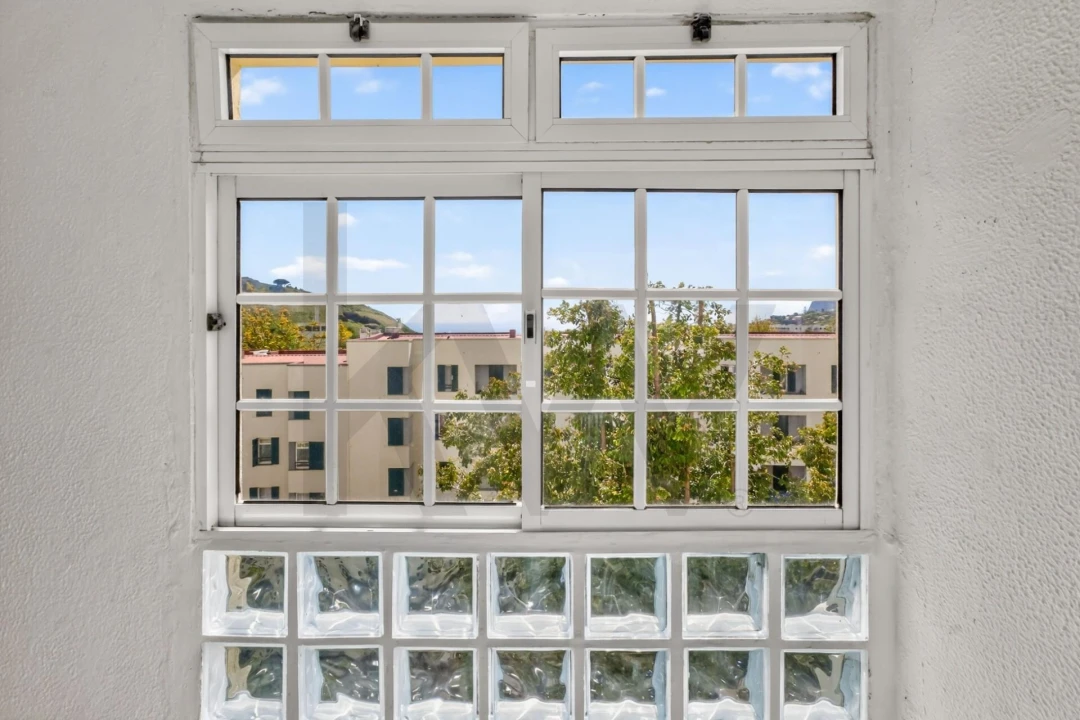 Apartamento T2 para Venda em São Martinho Foto 9