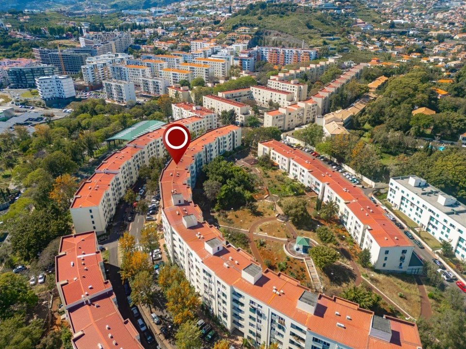 Apartamento T2 para Venda em São Martinho Foto 21