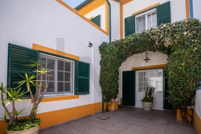 Moradia T3 para Venda em Ponta Delgada (São José)