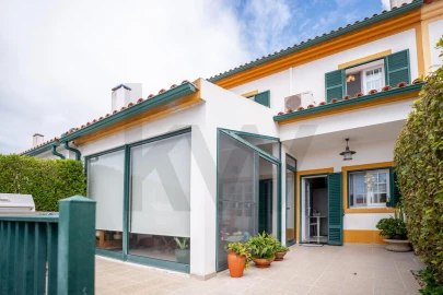 Moradia T3 para Venda em Ponta Delgada (São José)