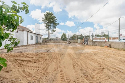 Terreno para Venda em Quinta do Anjo