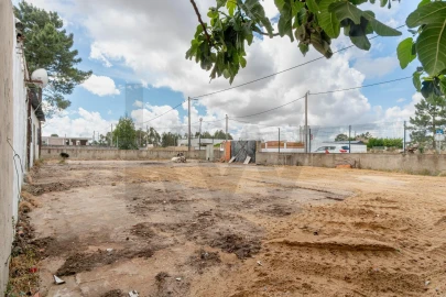Terreno para Venda em Quinta do Anjo