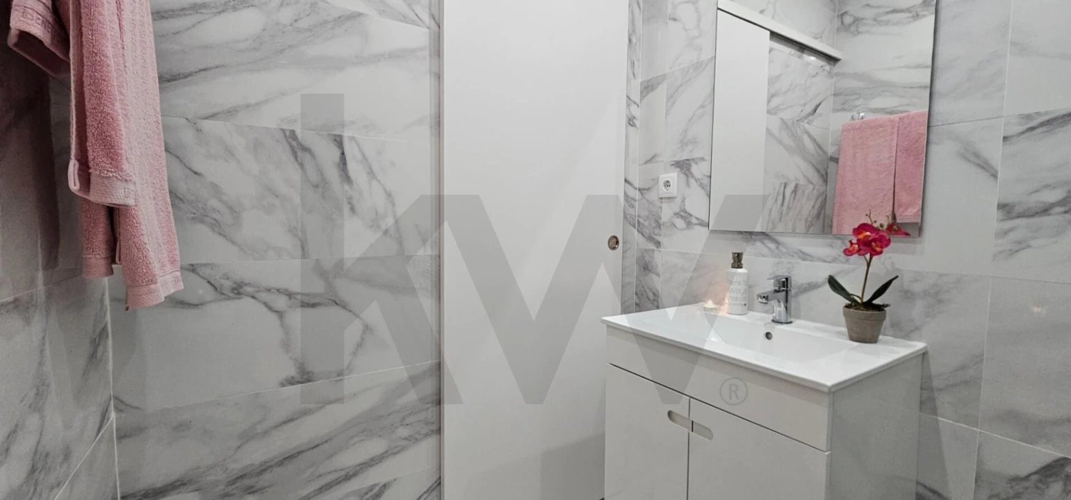 Apartamento T1 para Arrendamento em Almada, Cova da Piedade, Pragal e Cacilhas Foto 15