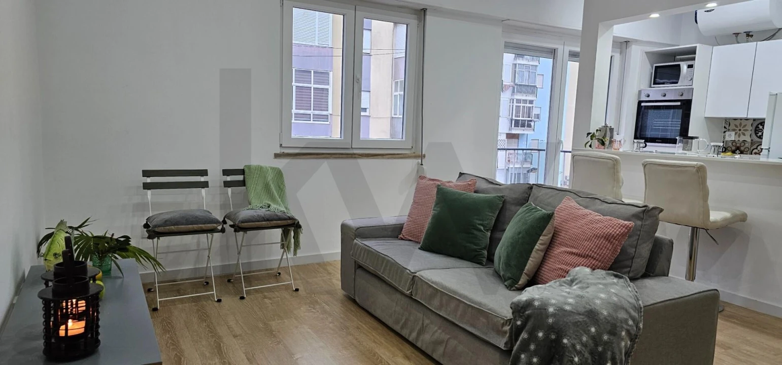 Apartamento T1 para Arrendamento em Almada, Cova da Piedade, Pragal e Cacilhas Foto 1