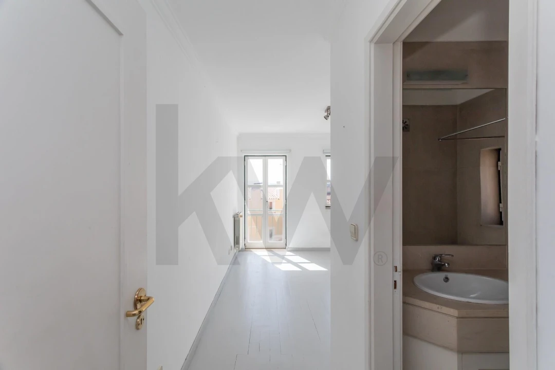 Moradia T3 para Arrendamento em Estrela Foto 23
