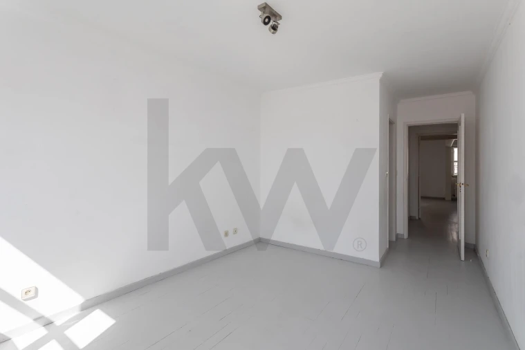 Moradia T3 para Arrendamento em Estrela Foto 26