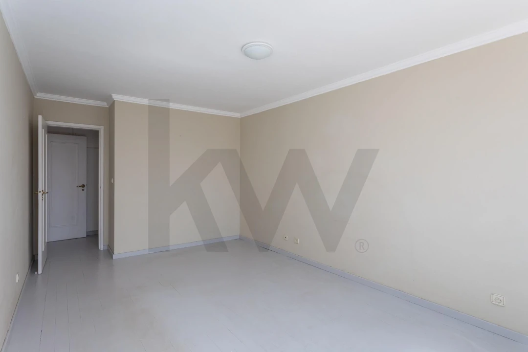 Moradia T3 para Arrendamento em Estrela Foto 30