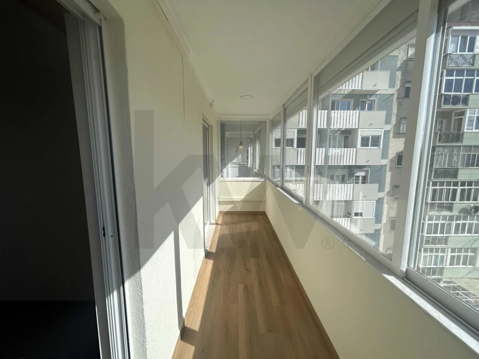 Apartamento T4 para Arrendamento em São Domingos de Benfica Foto 20