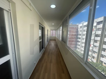 Apartamento T4 para Arrendamento em São Domingos de Benfica