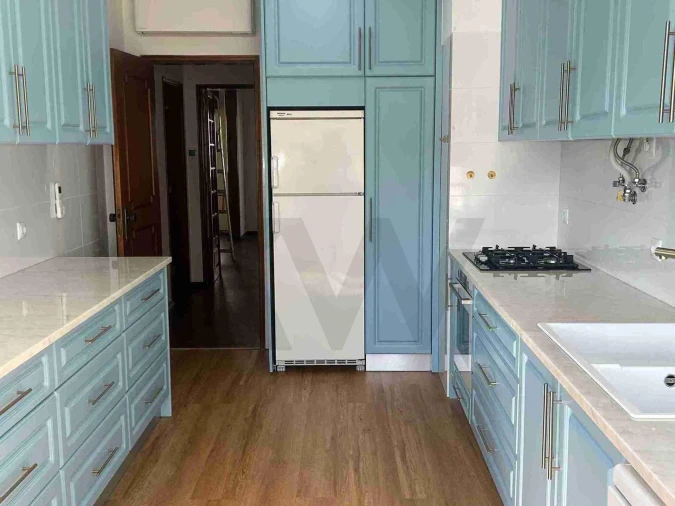 Apartamento T4 para Arrendamento em São Domingos de Benfica Foto 22