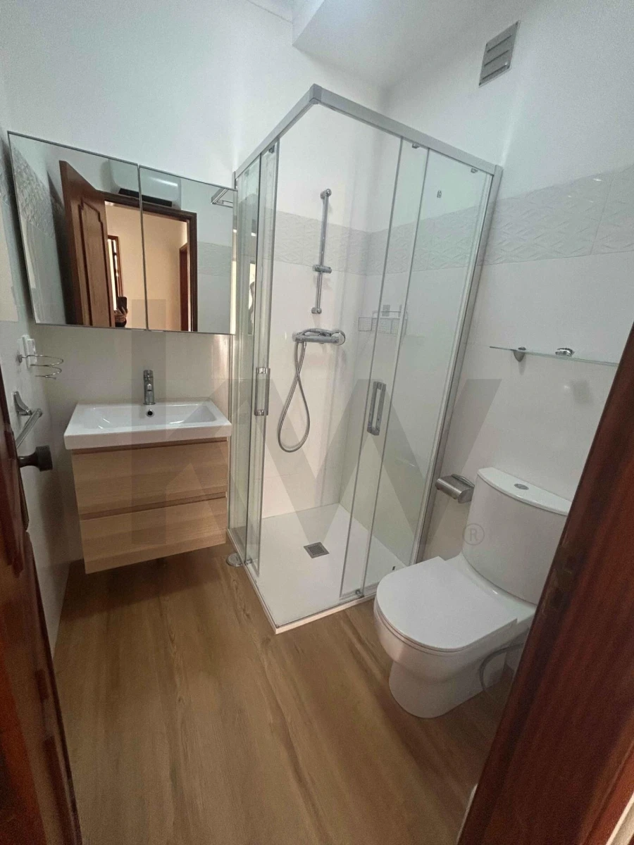 Apartamento T4 para Arrendamento em São Domingos de Benfica Foto 18