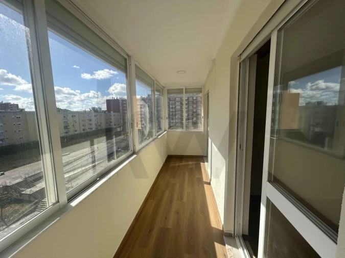 Apartamento T4 para Arrendamento em São Domingos de Benfica Foto 21
