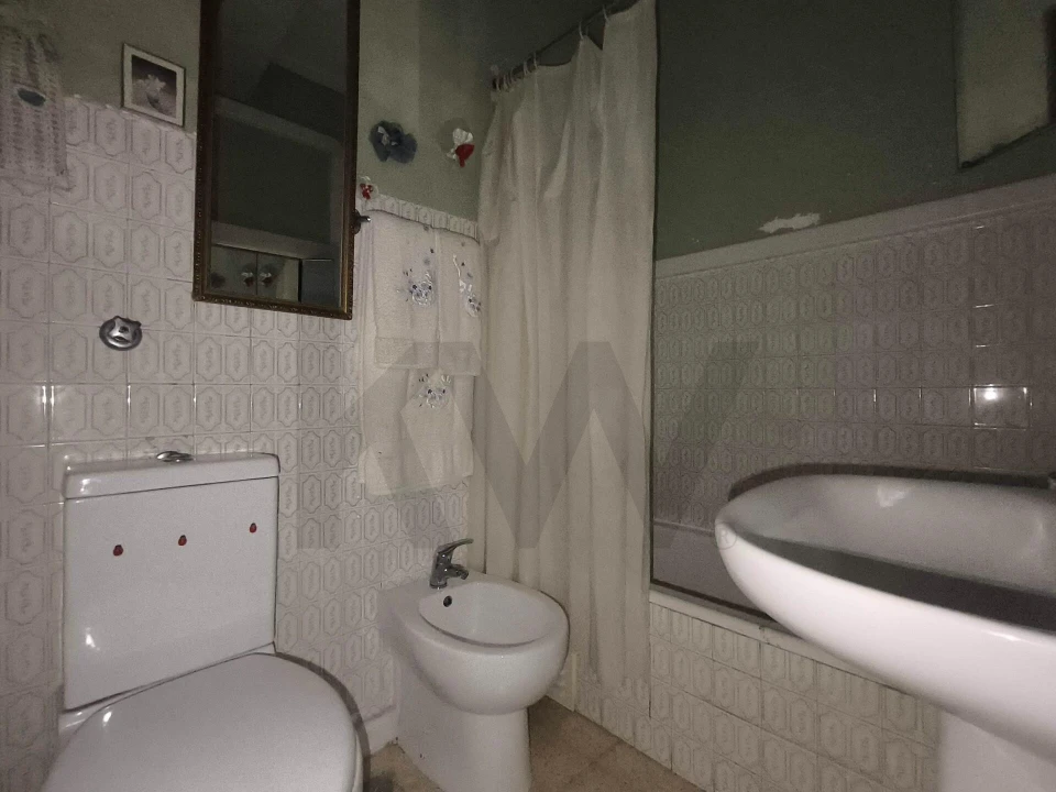 Apartamento para Venda em Alfragide Foto 9
