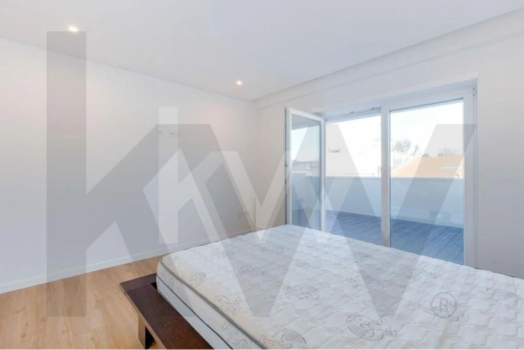 Apartamento T4 para Arrendamento em Lordelo do Ouro e Massarelos Foto 28
