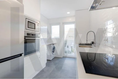 Apartamento T4 para Arrendamento em Lordelo do Ouro e Massarelos