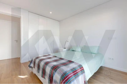 Apartamento T4 para Arrendamento em Lordelo do Ouro e Massarelos