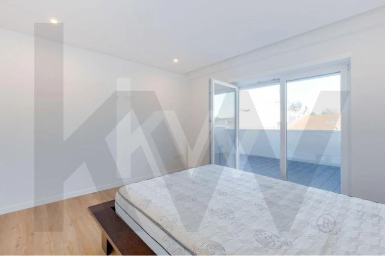 Apartamento T4 para Arrendamento em Lordelo do Ouro e Massarelos Foto 28