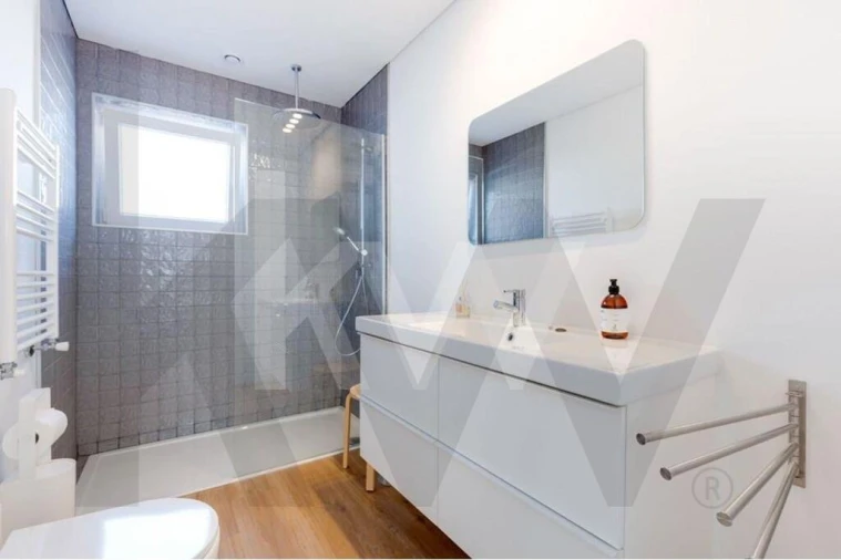 Apartamento T4 para Arrendamento em Lordelo do Ouro e Massarelos Foto 24