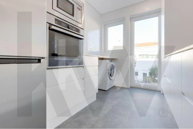 Apartamento T4 para Arrendamento em Lordelo do Ouro e Massarelos Foto 14