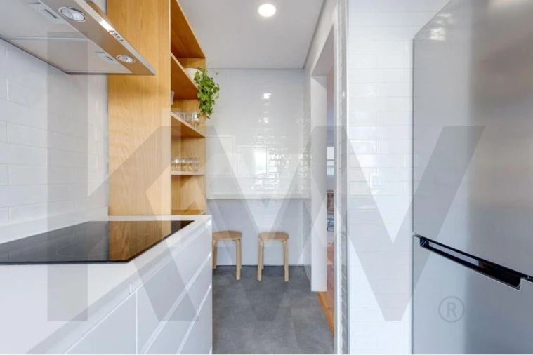 Apartamento T4 para Arrendamento em Lordelo do Ouro e Massarelos Foto 15