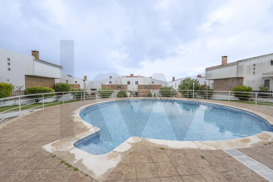 Moradia T4 para Venda em Caparica e Trafaria Foto 41