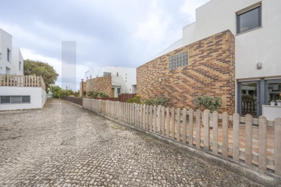 Moradia T4 para Venda em Caparica e Trafaria