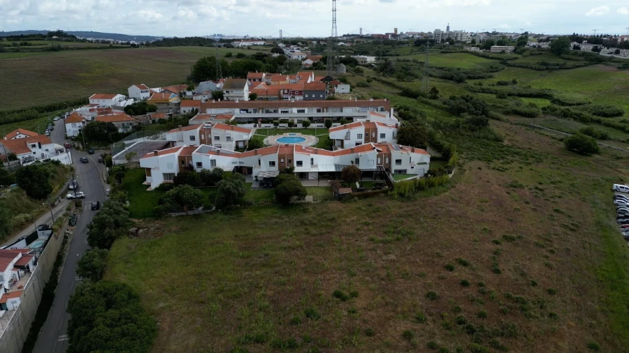 Moradia T4 para Venda em Caparica e Trafaria Foto 44