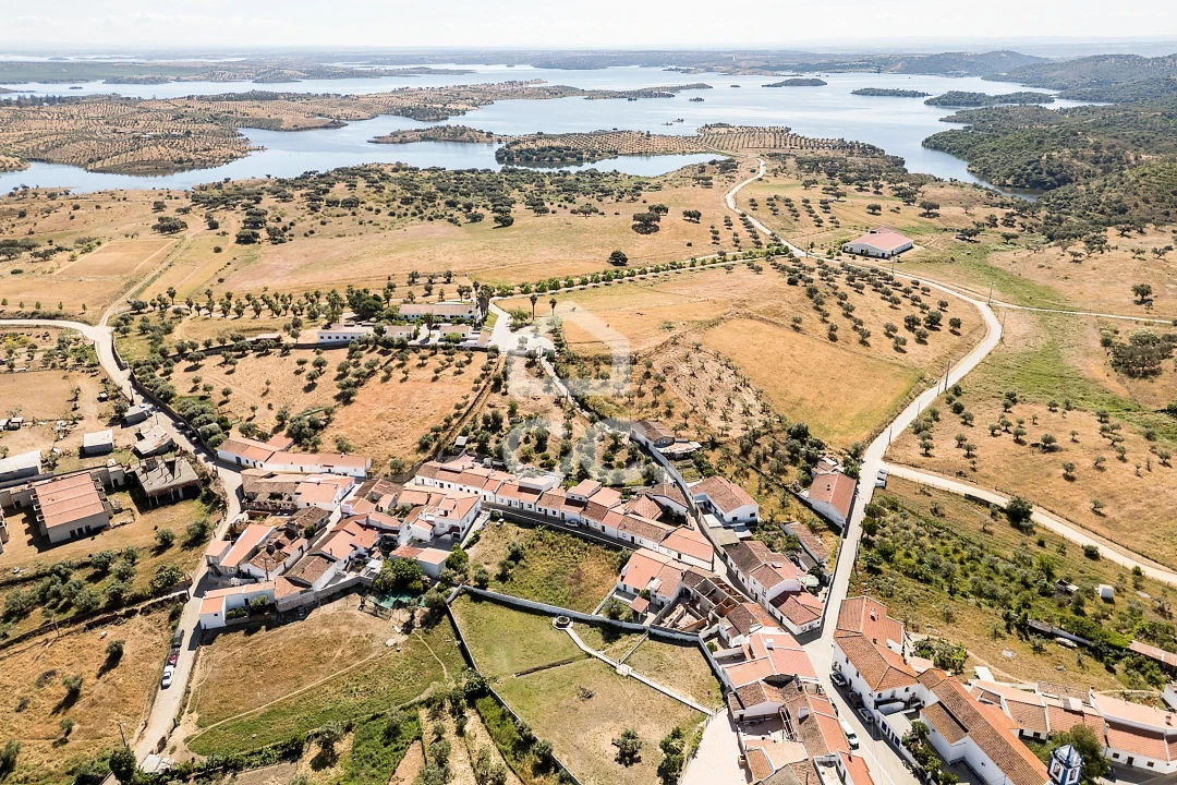 Moradia T3 para Venda em Portel Foto 45