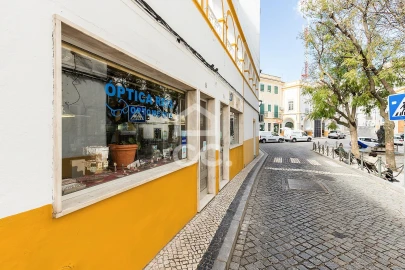 Negócio para Venda em Assunção, Ajuda, Salvador e Santo Ildefonso